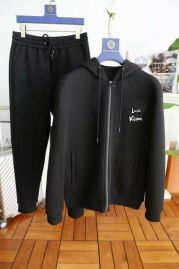 Picture of LV SweatSuits _SKULVM-5XLkdtn5529470